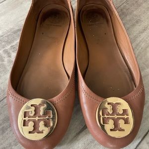 Tan Tory Burch MINNIE TRAVEL BALLET FLAT, LEATHER
